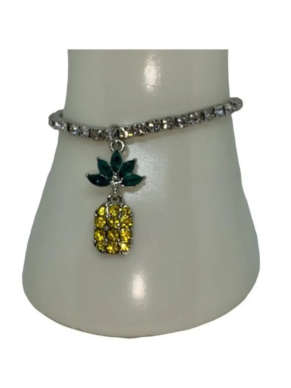 New NWT Silver-Tone Green Yellow Pineapple Rhinestone Beaded Stretch Bracelet